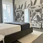 Laura Apartment *
