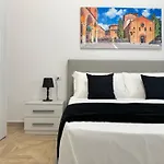 Laura Apartment