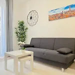 Laura Apartment *